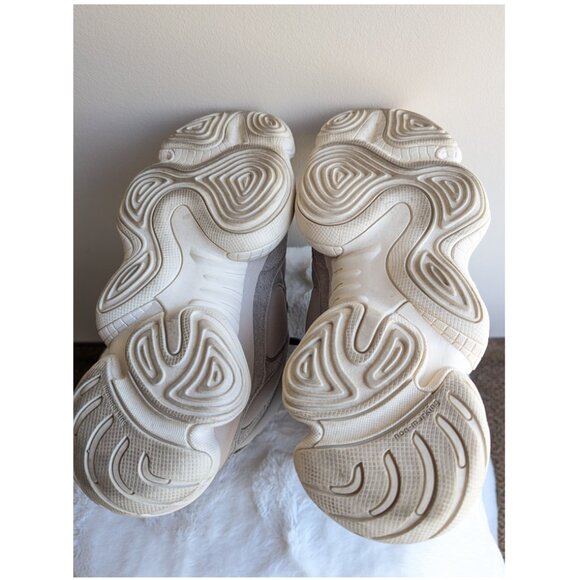 Adidas Yeezy Boost 500 High Mist Sneakers - Picture 5 of 10